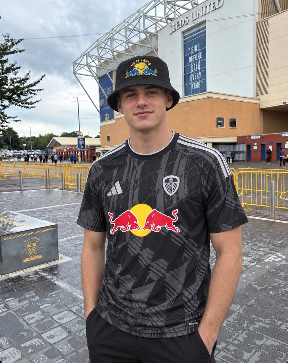 Dirty Leeds® Smiley Red Bull Emblem Black Bucket Hat – lifestyle image, wide lifestyle image.